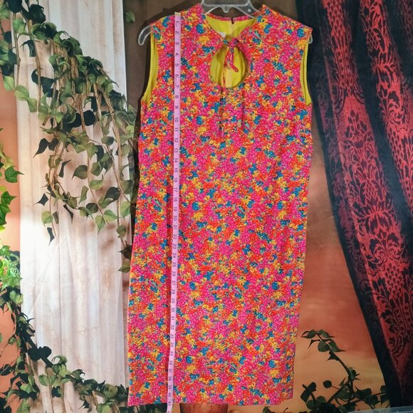 EUC: Vintage 60s Hong Kong Red & Orange Floral Cotton Midi Dress Size see desc - Picture 7 of 8